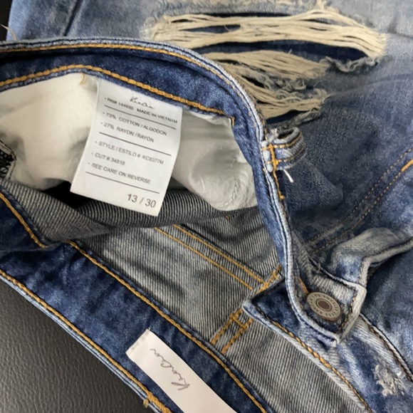 KanCan distressed shorts. - Picture 3 of 3
